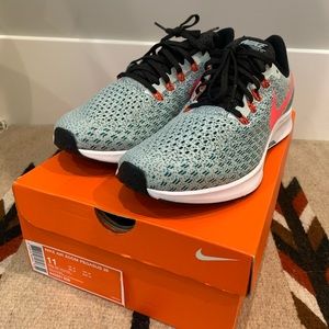 Nike Air Zoom Pegasus 35 size 11